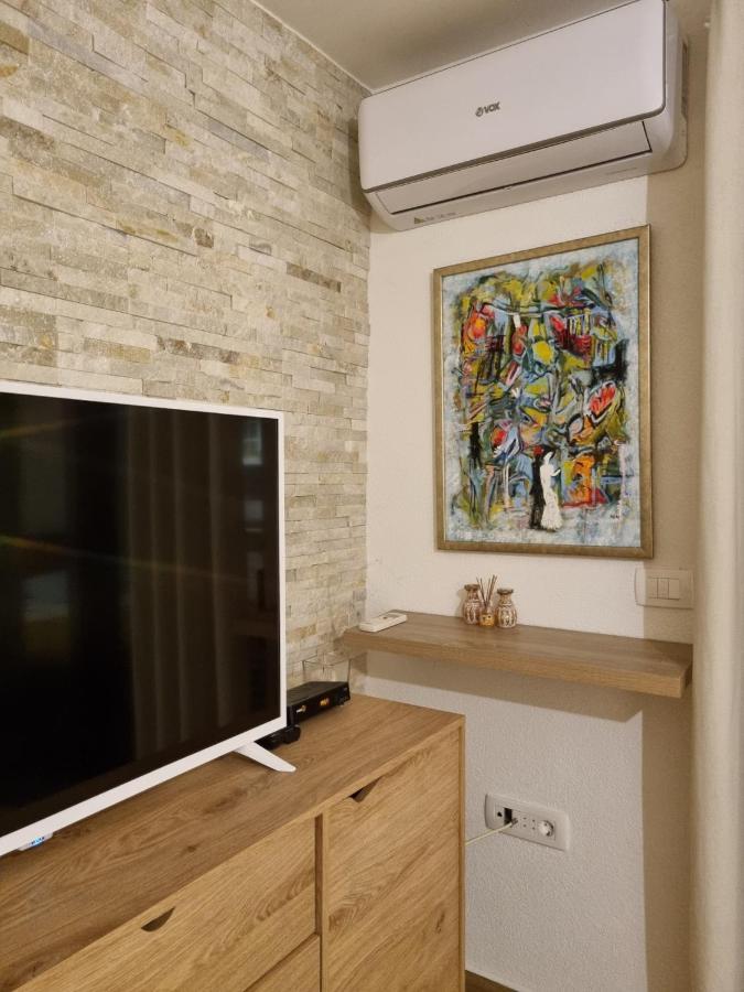 Apartments Vranes Tivat Exterior foto