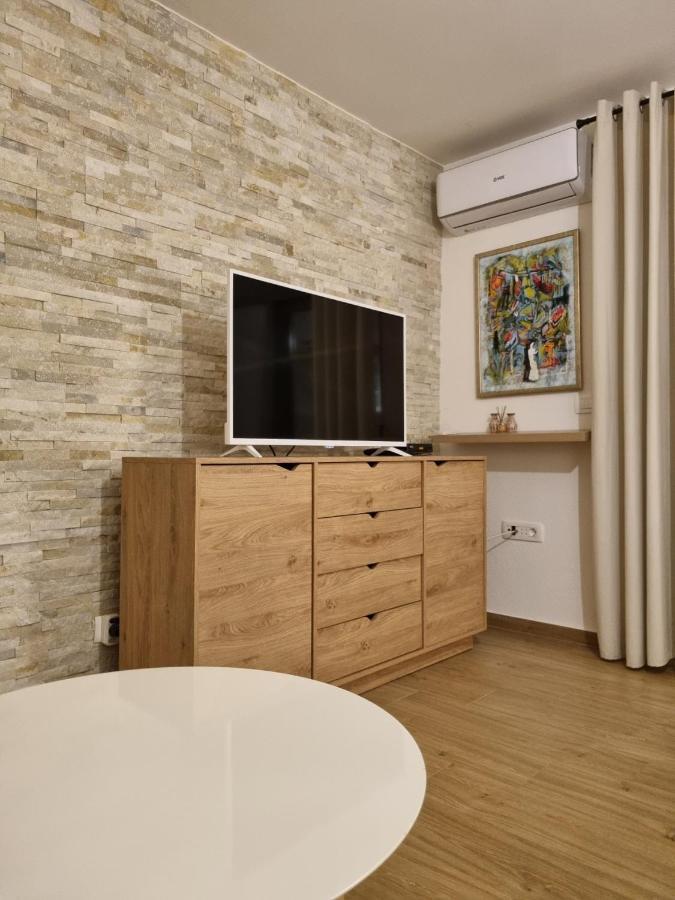 Apartments Vranes Tivat Exterior foto