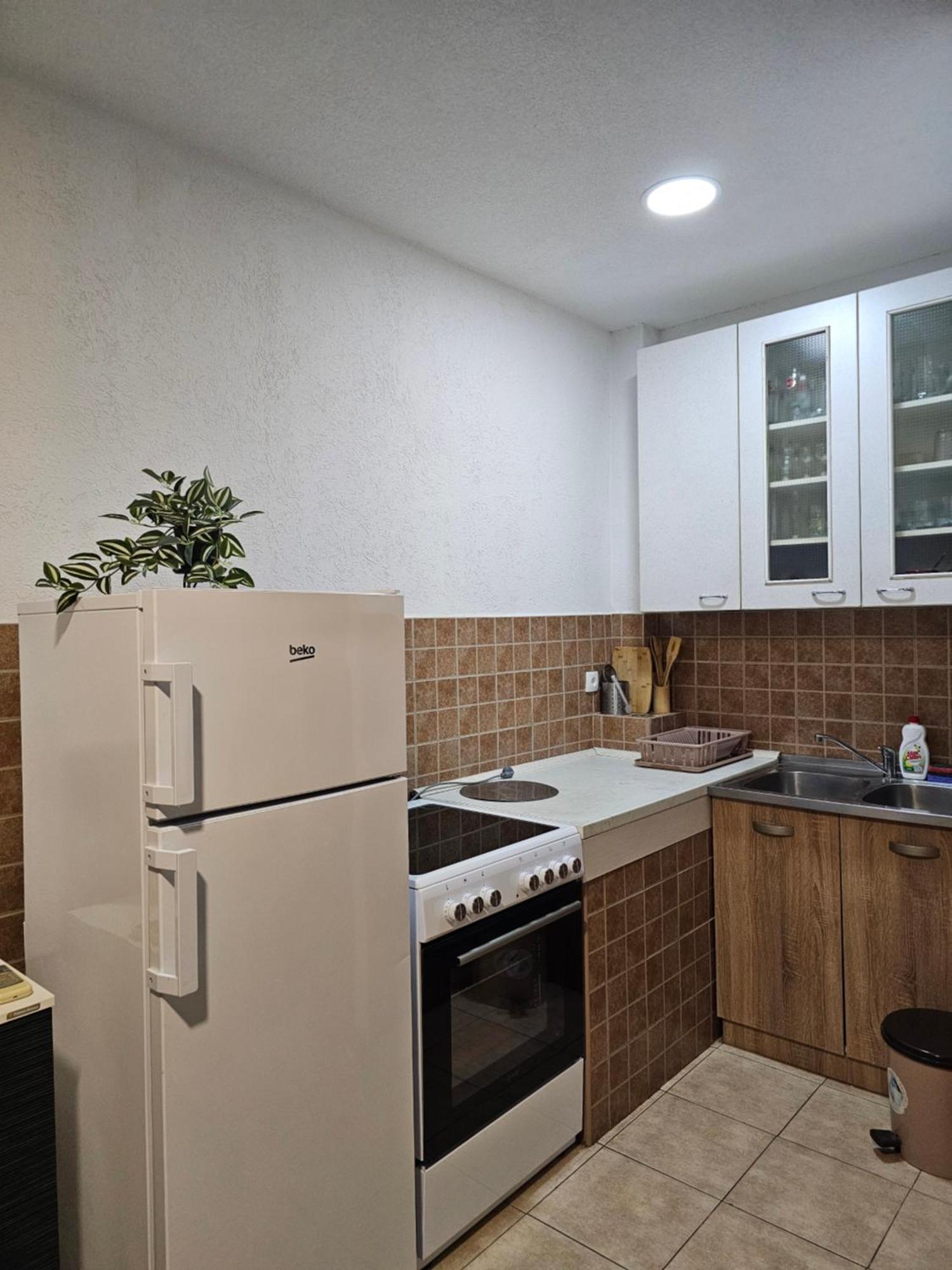 Apartments Vranes Tivat Exterior foto